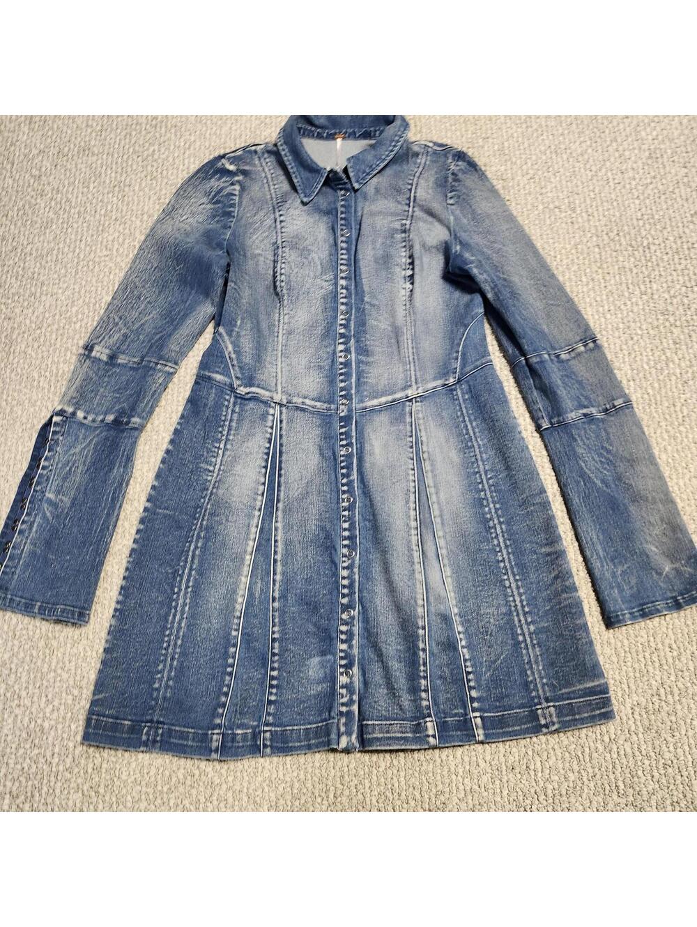 Free People Thea Denim Mini Snap Button-Up Dress Blue Size Medium Long Sleeve - Picture 10 of 11